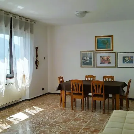 Aqua Apartment Acquaseria