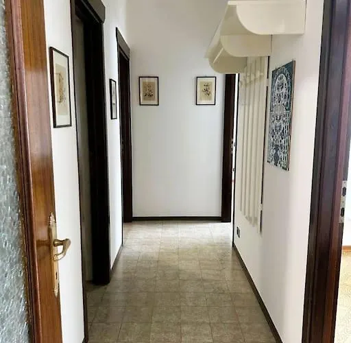 Aqua Apartment Acquaseria