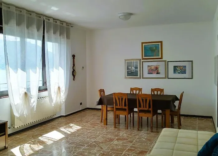 Aqua Apartment Acquaseria